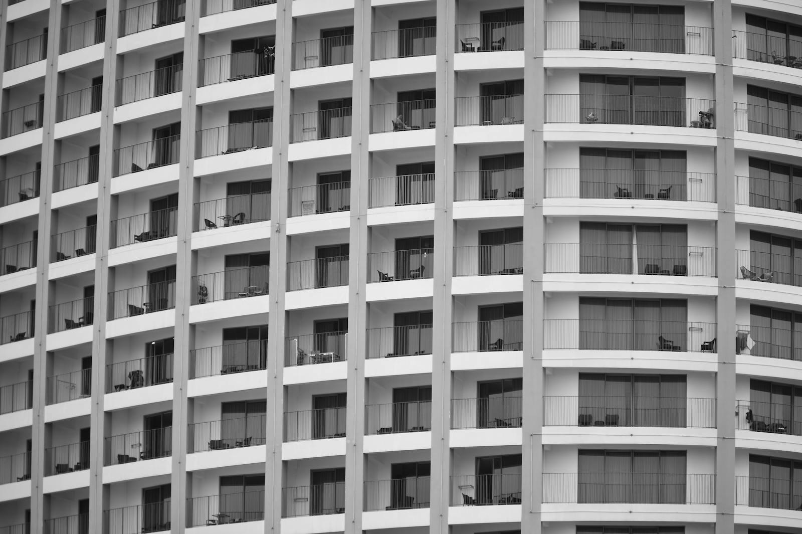Façade neuve immeuble logements collectifs